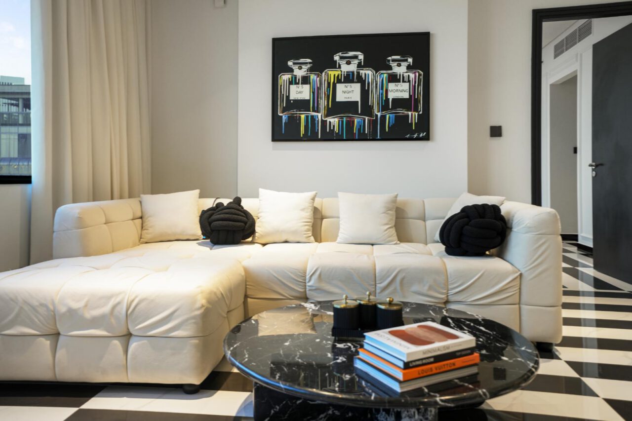 Sky Gardens DIFC Dubai — Upgraded Apartment image 9