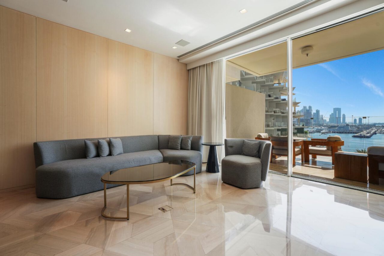 Apartment at Palm Jumeirah Dubai image 4