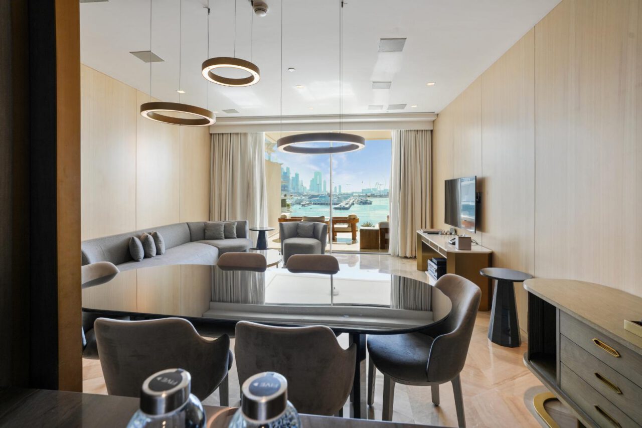 Apartment at Palm Jumeirah Dubai image 16