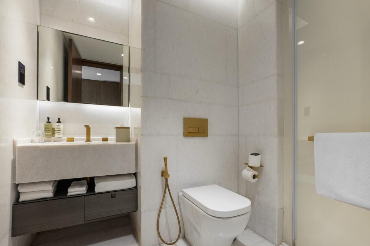 Apartment at Palm Jumeirah Dubai image 19